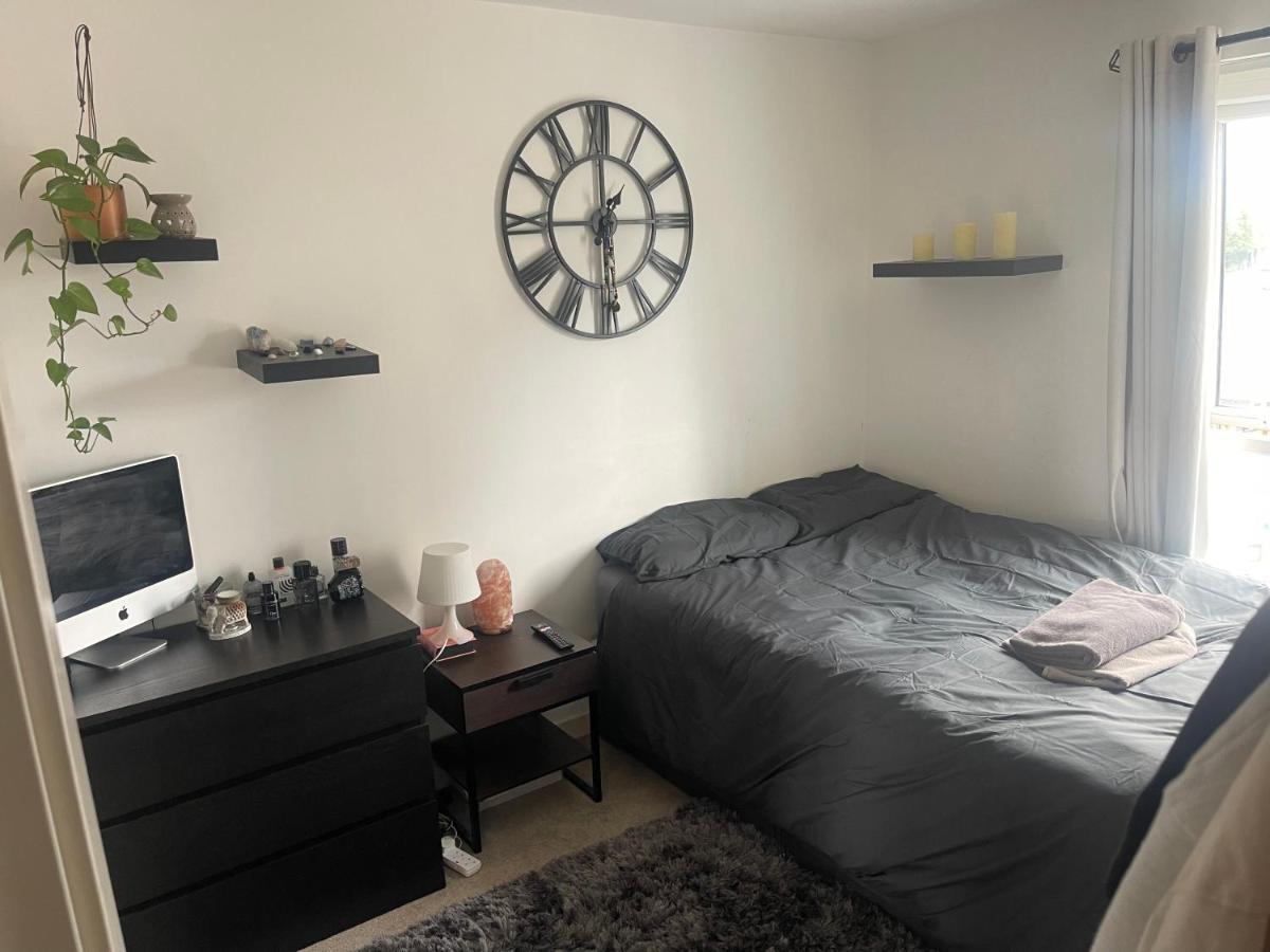 This Apartment Is No Longer Available! Manchester Exteriör bild